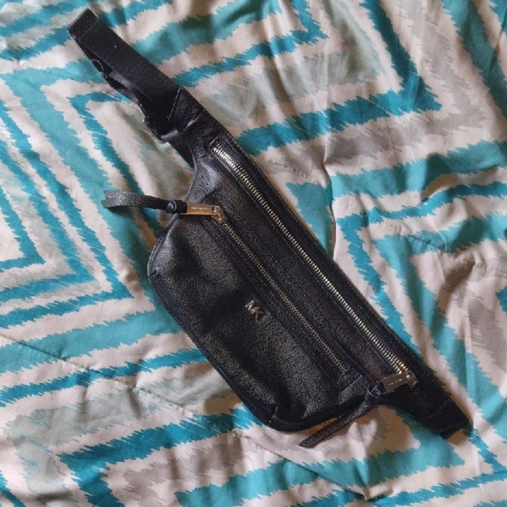 Brand NWT Michael kors Fanny Pack